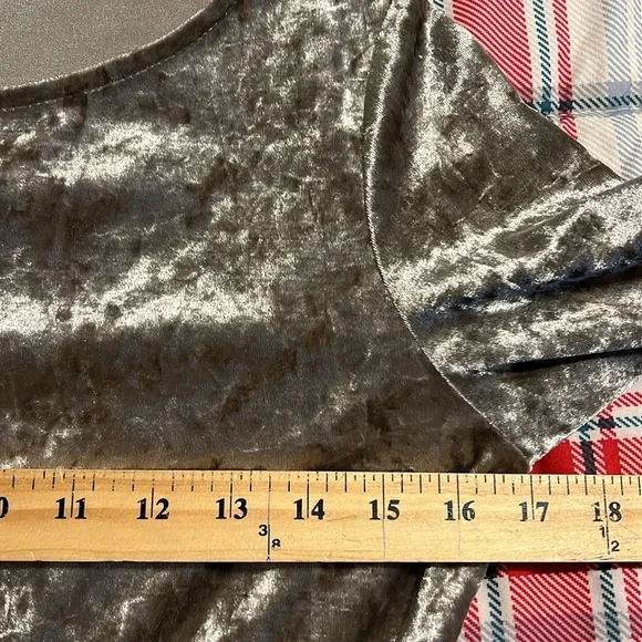 Wanna B medium crushed velvet dress 3/4 sleeve elastic waist has pockets unlined - Picture 10 of 15